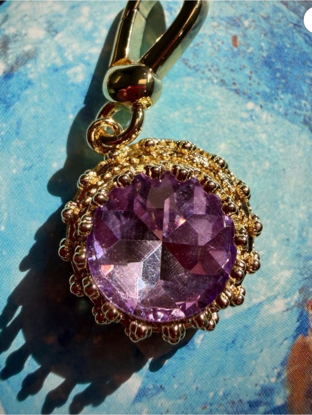 Feed Me Gems Lilac Queen Charm